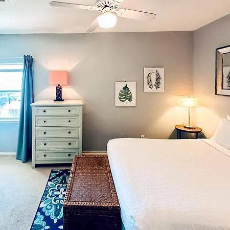 The Turquoise Turtle, #202 Villa